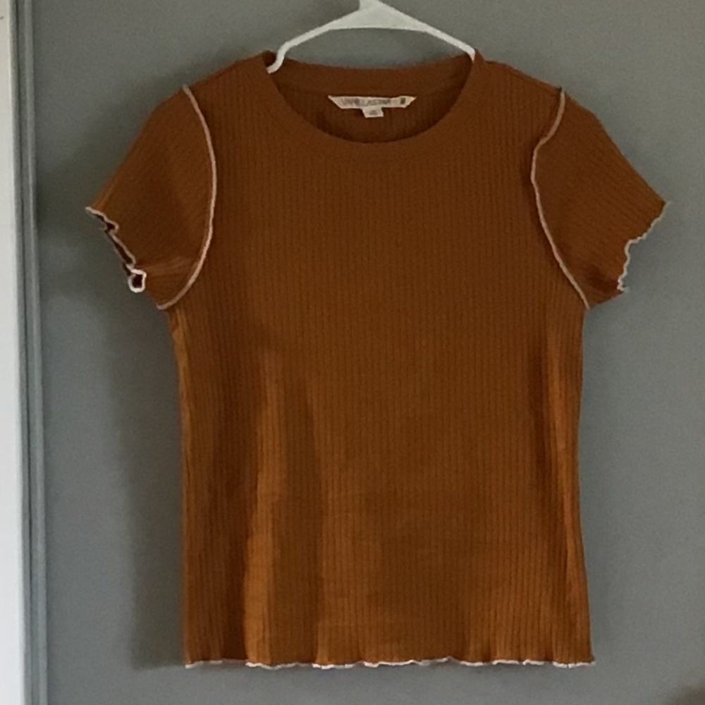 Dark yellow size medium short sleeve shirt